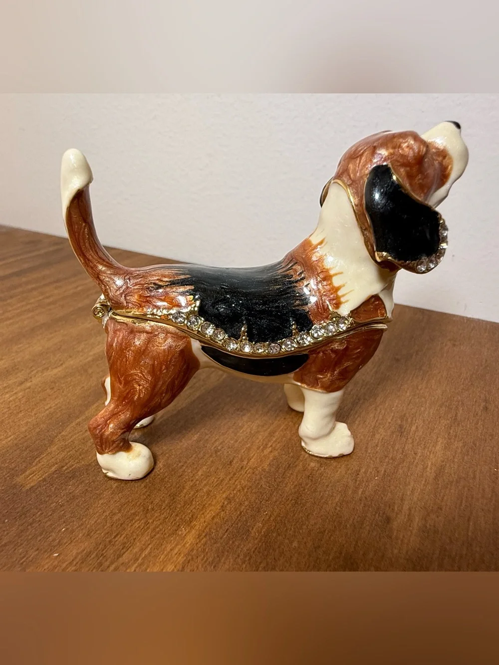 Hound dog Beagle Jewelry Trinket Box in Brown, Black & Cream